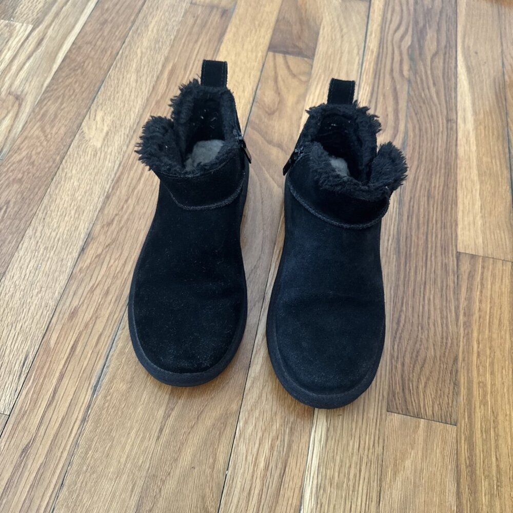 Koolaburra by UGG Youth Black Suede Short Boots Zipper Size 3